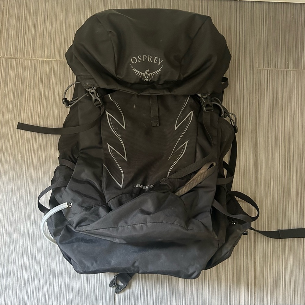 Osprey Tempest 30L Women’s Hiking Backpack with Hipbelt - Women’s M/L; Black